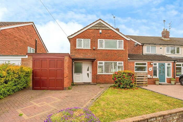 3 Bedroom Semi-Detached House For Sale In Ashburton Road, Birmingham, B14