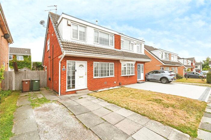 3 Bedroom Semi-Detached House For Sale In Sycamore Avenue, Saughall Massie, Wirral, CH49