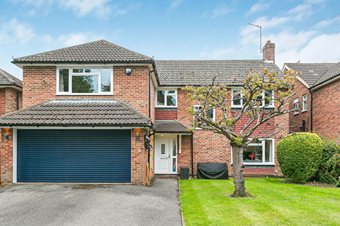 5 Bedroom Detached House For Sale In Durleston Park Drive, Bookham, KT23