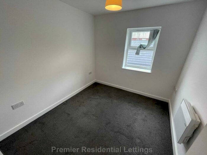 2 Bedroom Apartment To Rent In Stand Lane, Radcliffe, M26