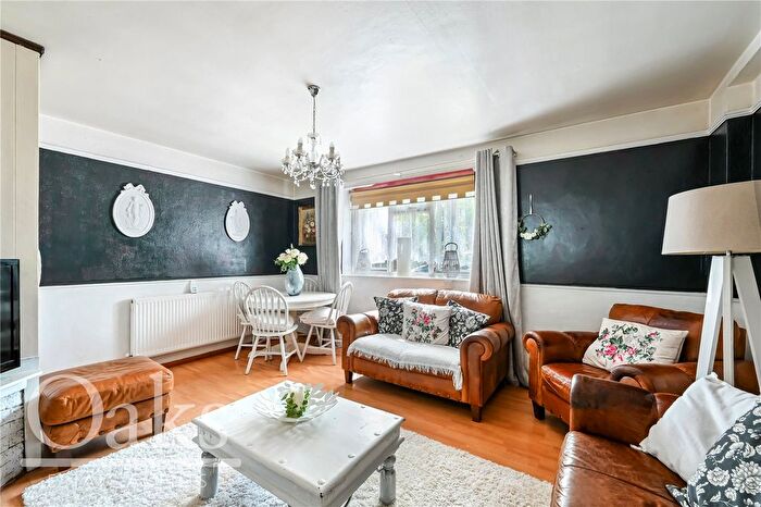2 Bedroom Flat For Sale In St Anselm's Court, Streatham, SW16