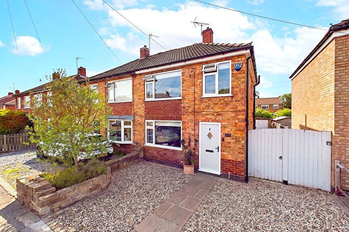 3 Bedroom Semi Detached House For Sale In Anthea Drive, York, North Yorkshire, YO31