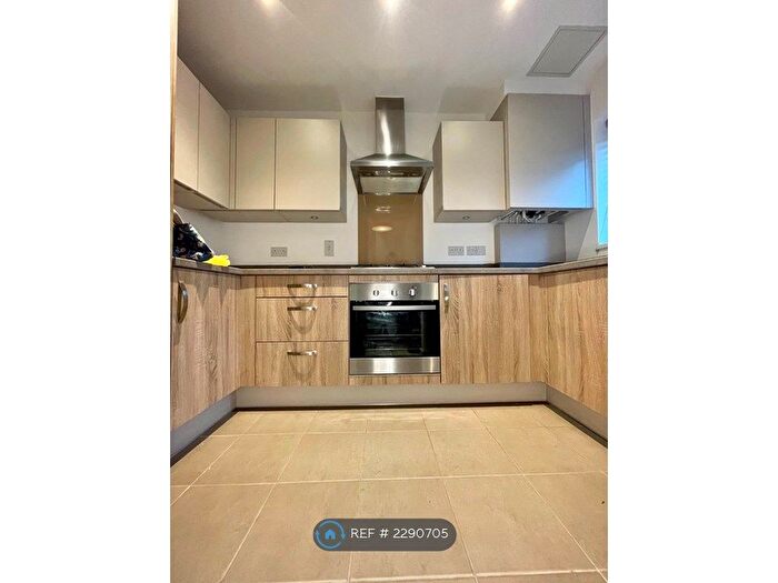 2 Bedroom Terraced House To Rent In Rannoch Street, Tilehurst, Reading, RG30
