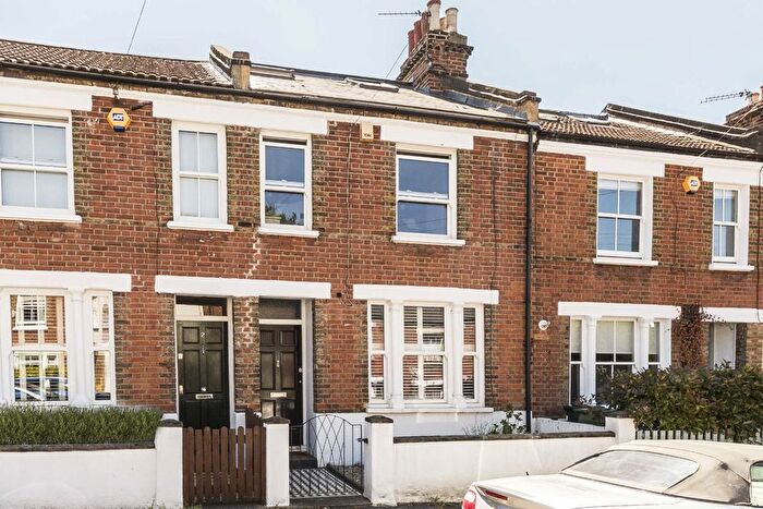 3 Bedroom Terraced House To Rent In Hambro Road, Streatham, SW16