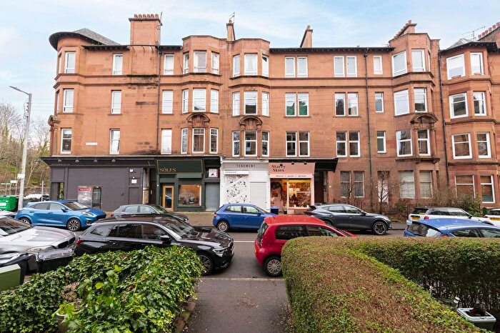 2 Bedroom Flat For Sale In Battlefield Avenue, Glasgow, G42