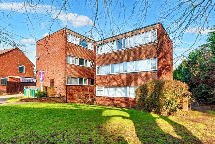 2 Bedroom Flat For Sale In Comrie Close, Coventry, CV2