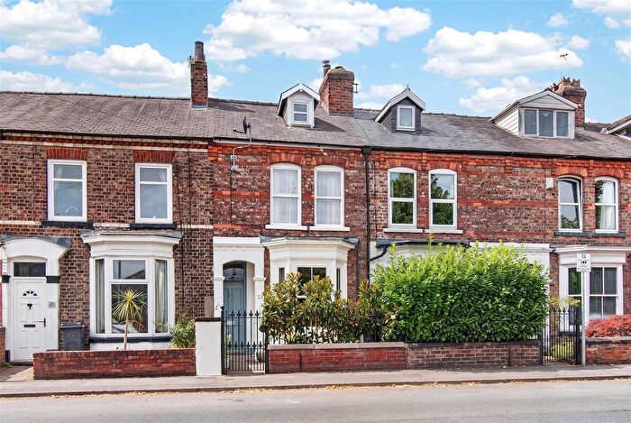 3 Bedroom Terraced House For Sale In Poppleton Road, Holgate, YO24