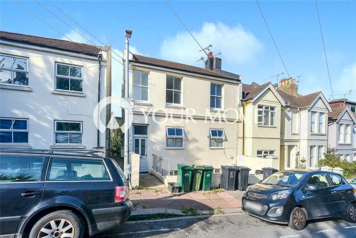 2 Bedroom Flat To Rent In Bernard Road, Brighton, BN2
