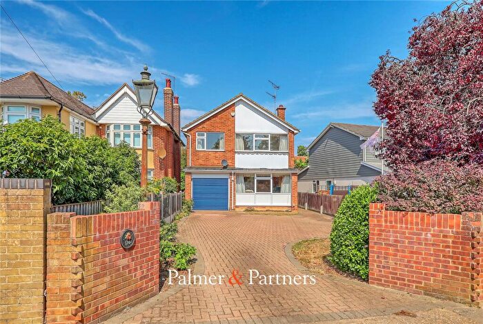 3 Bedroom Detached House For Sale In Rainsford Road, Chelmsford, Essex, CM1