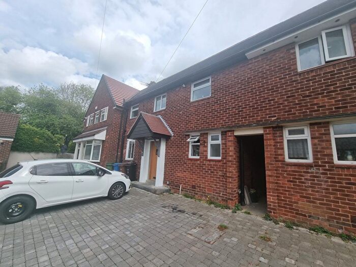 4 Bedroom Terraced House To Rent In Barrule Avenue, Stockport, SK7
