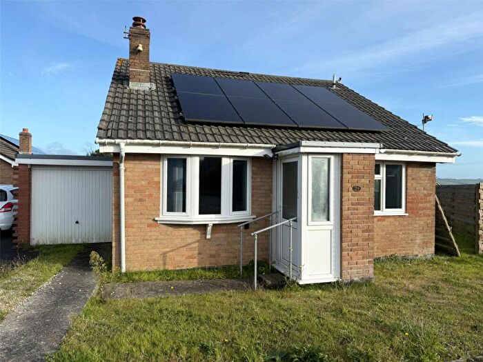 2 Bedroom Bungalow For Sale In Old Roselyon Crescent, Par, PL24