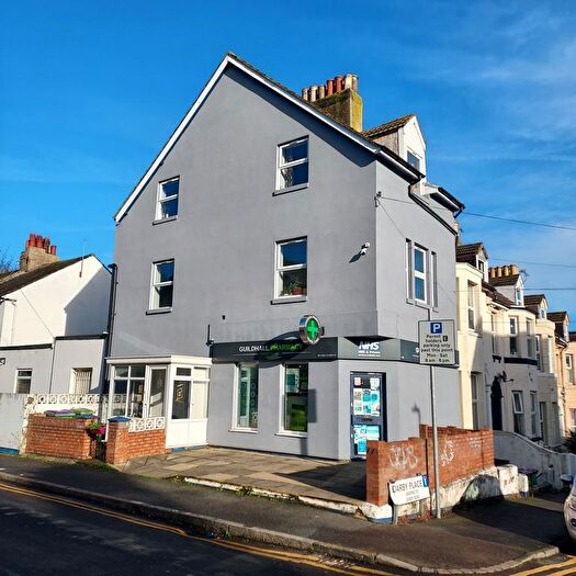 2 Bedroom Flat To Rent In Guildhall Street, Folkestone, CT20