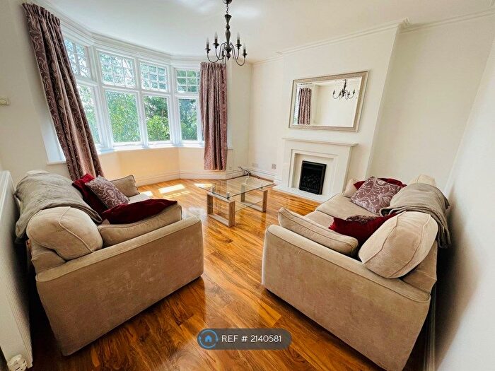 2 Bedroom Flat To Rent In Boileau Road, London, W5