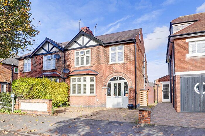 4 Bedroom Semi Detached House For Sale In Violet Road, West Bridgford, Nottinghamshire, NG2