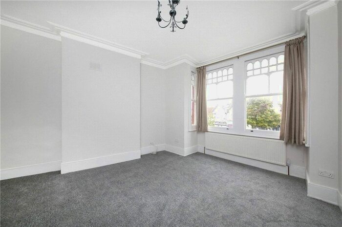2 Bedroom Property To Rent In Mitcham Lane, London, SW16