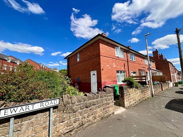 3 Bedroom Semi Detached House For Sale In Ewart Road, Nottingham, NG7
