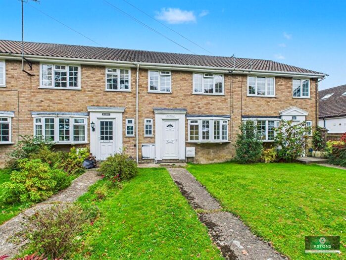 3 Bedroom Terraced House For Sale In Copthorne Bank, Copthorne, RH10