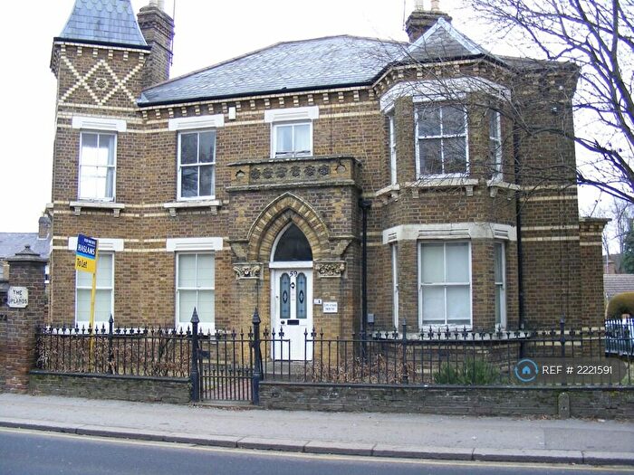 1 Bedroom Flat To Rent In Christchurch Road, Reading, RG2