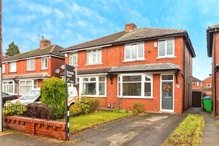 3 Bedroom Semi Detached House For Sale In Sycamore Avenue, Heywood, Greater Manchester, OL10