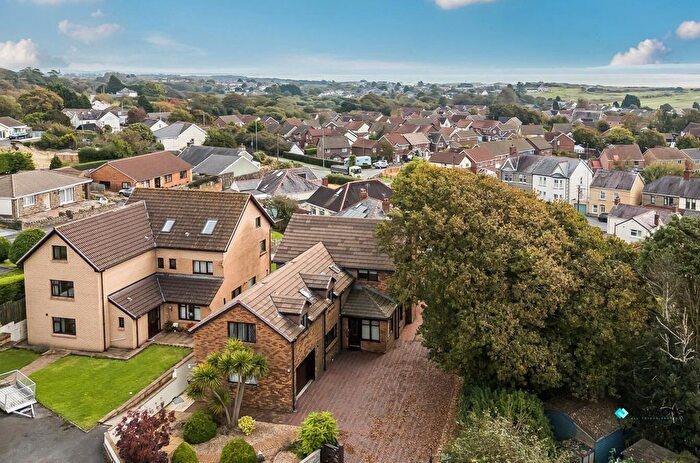4 Bedroom Detached House For Sale In Llys Y Coed, Pembrey, Burry Port, SA16
