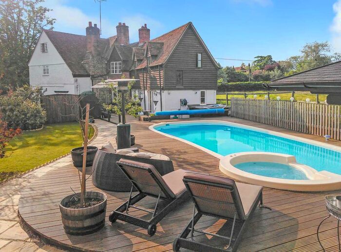 4 Bedroom Detached House For Sale In South Moreton, Oxfordshire, OX11