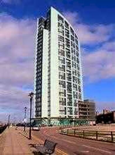 2 Bedroom Flat To Rent In Alexandra Tower, Princes Parade, Liverpool, L3