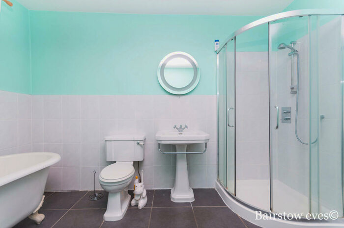 2 Bedroom House To Rent In Lansdowne Road, Walthamstow, E17