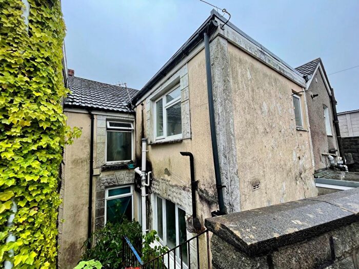 5 Bedroom Terraced House For Sale In Carmarthen Road, Cwmbwrla, Swansea, City And County Of Swansea, SA5
