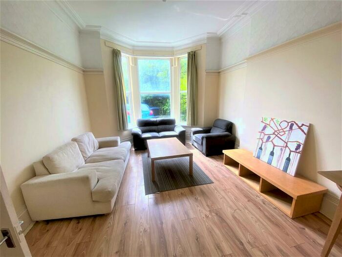 3 Bedroom Flat To Rent In Flat, Vernon Road, Edgbaston, Birmingham, B16