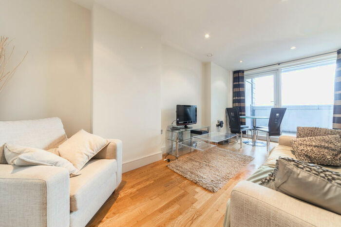 1 Bedroom Apartment To Rent In Wharfside Point South, Prestons Road, London, E14