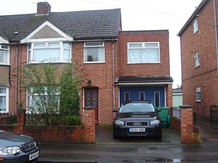 8 Bedroom Detached House To Rent In St. Leonards Road **Available In August **, OX3