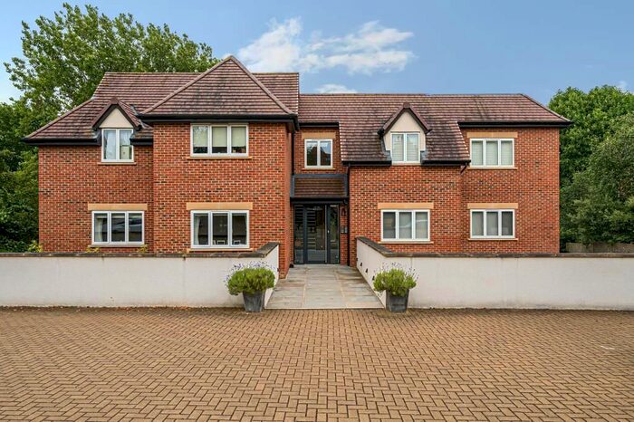 2 Bedroom Flat For Sale In Botley, Oxford, OX2