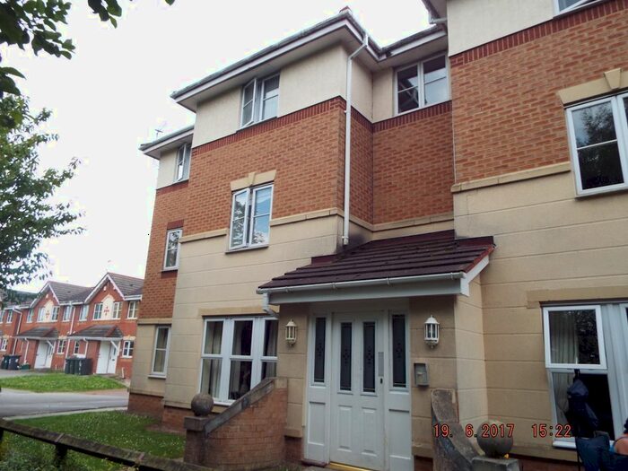 2 Bedroom Flat To Rent In Moathouse Way, Conisbrough, DN12