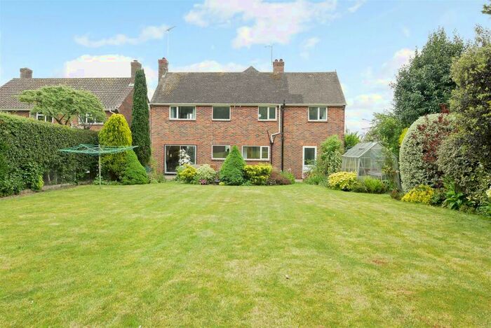 5 Bedroom House To Rent In Dalloway Road, Arundel, BN18