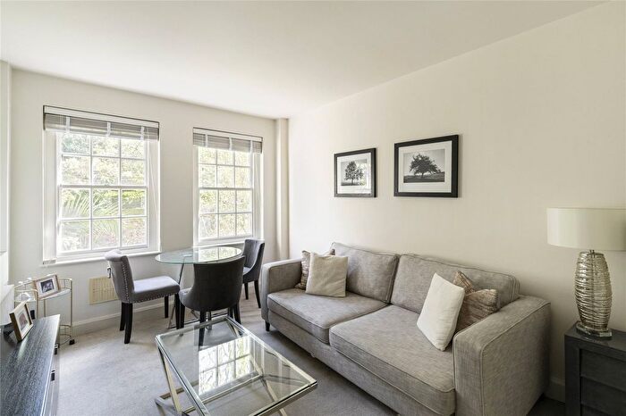 1 Bedroom Flat To Rent In Fulham Road, Chelsea, SW3