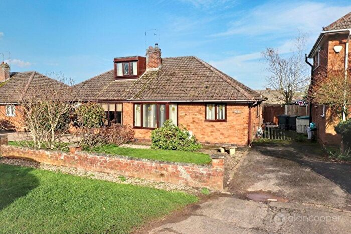2 Bedroom Semi-Detached Bungalow For Sale In Nuneaton Road, Bulkington, Bedworth, CV12