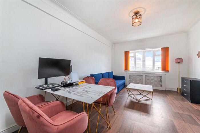 1 Bedroom Flat To Rent In Regency Lodge, Adelaide Road, NW3