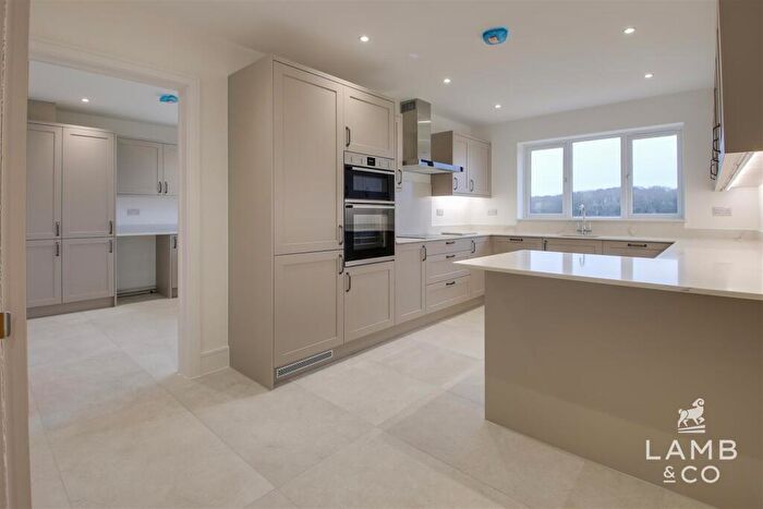 3 Bedroom Detached Bungalow For Sale In The Meadows, Little Clacton, CO16