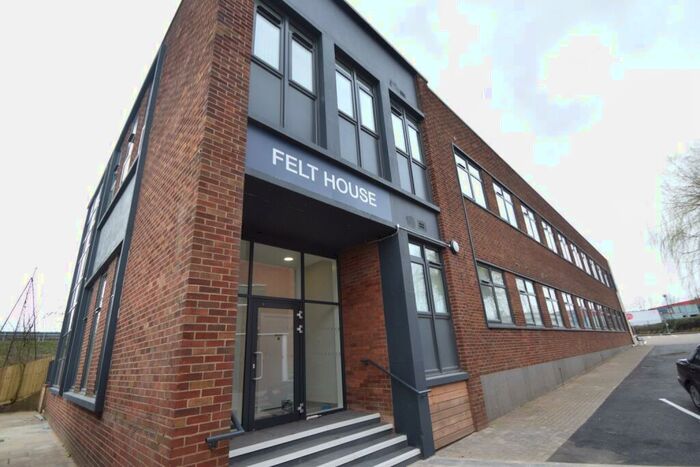 1 Bedroom Ground Flat To Rent In Felt House, Laporte Way, Luton, Bedfordshire, LU4