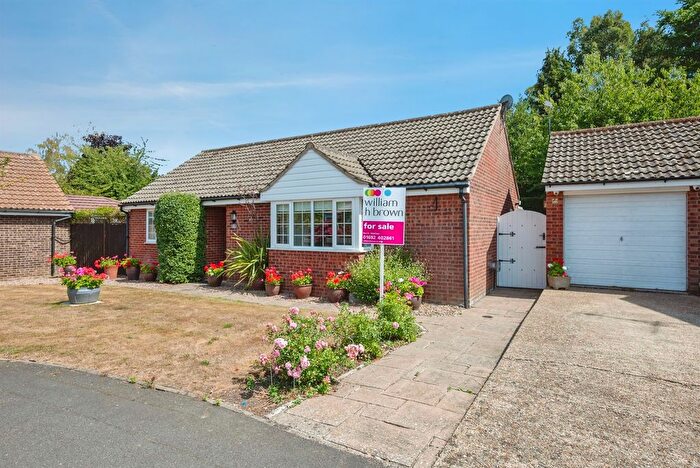 3 Bedroom Detached Bungalow For Sale In Petre Close, North Walsham, NR28
