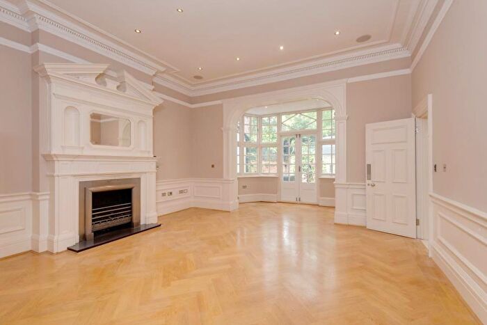 5 Bedroom Flat To Rent In Heath Drive, Hampstead, London, NW3