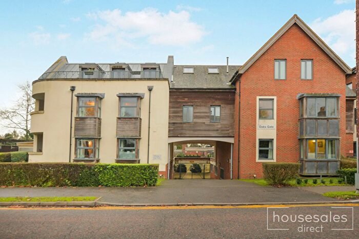 2 Bedroom Flat For Sale In Oaks Gate Oaks Road, Tenterden, TN30