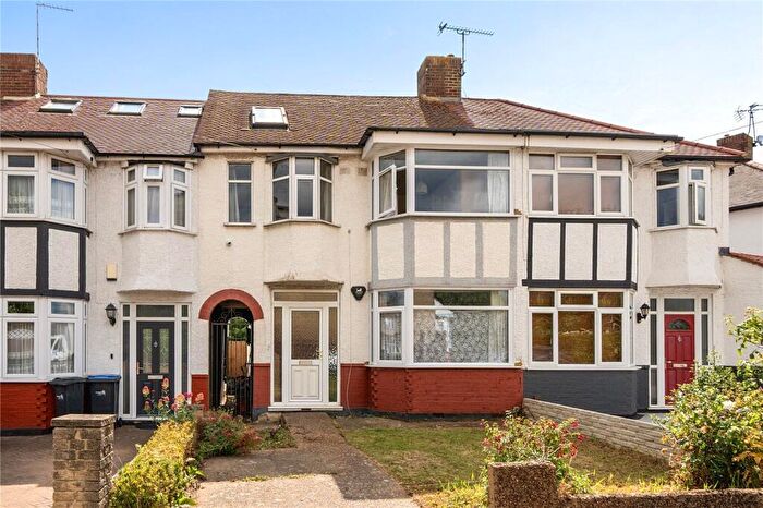 4 Bedroom Terraced House For Sale In Irkdale Avenue, Enfield, EN1