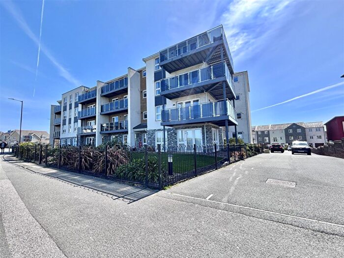 1 Bedroom Flat For Sale In Narrowcliff, Newquay, TR7