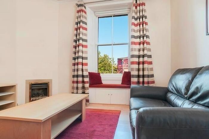 1 Bedroom Flat To Rent In Moncrieff Terrace, Edinburgh, EH9