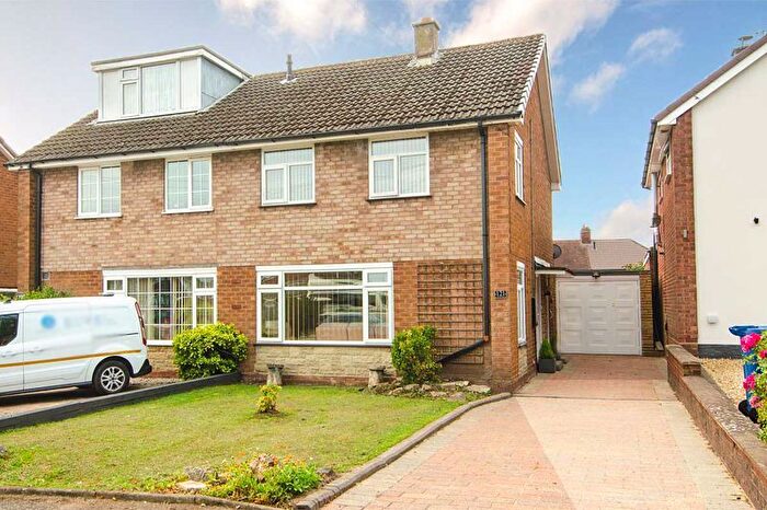 3 Bedroom Semi-Detached House For Sale In Nailers Drive, Burntwood, WS7