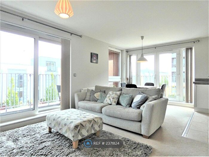 1 Bedroom Flat To Rent In Kimmerghame Terrace, Edinburgh, EH4