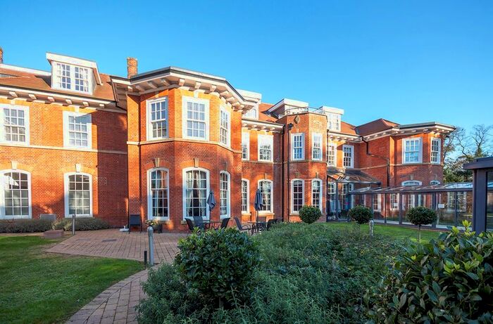 2 Bedroom Flat To Rent In Kenton Road, Gosforth, Newcastle Upon Tyne NE3