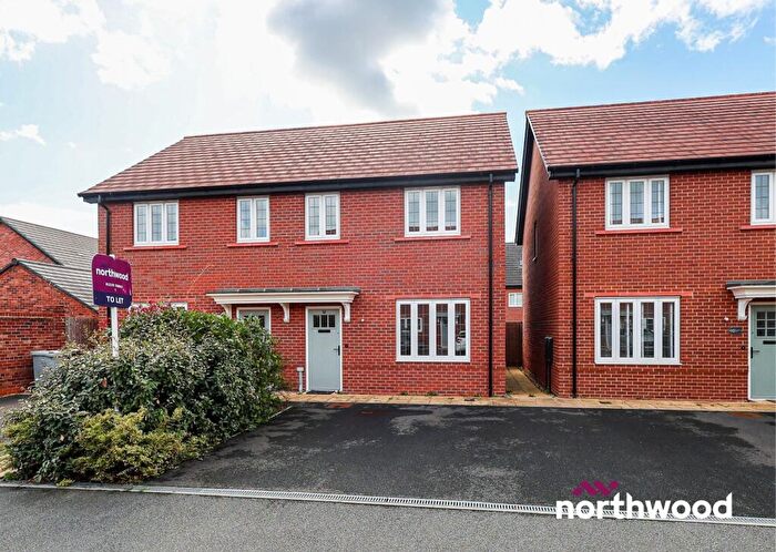 3 Bedroom Semi-Detached House To Rent In Wheatfield Drive, Leighton, Crewe, CW1