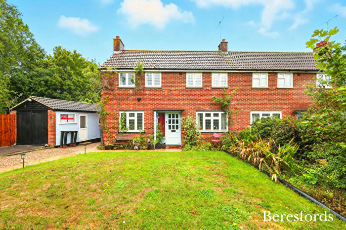 3 Bedroom Semi-Detached House For Sale In Vicarage Road, Pleshey, CM3